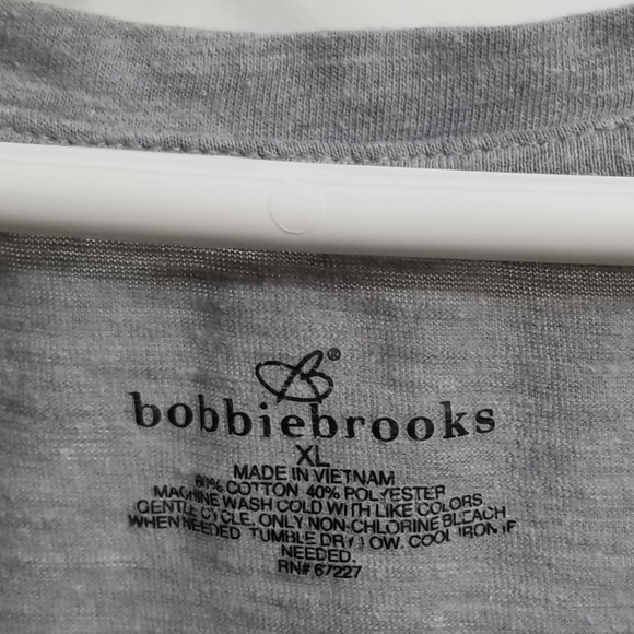 VGUC gray Bobbie Brooks cotton/poly v-neck t-shirt - Picture 2 of 3